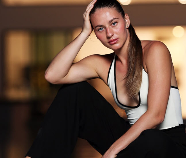 Marta Kostyuk Shares A Stunning Evening Pose