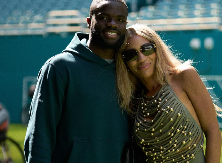 Ayan Broomfield Olive Green Outfit: Fashion Breakdown And Tennis Updates 3 Tiafoe'S Girlfriend Ayan Broomfield Stuns In Intricate Olive Green Outfit At Outdoor Venue