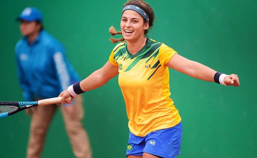 Carolina Alves Tennis Babe