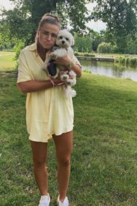 Karolina Muchova Hot 2 Karolína Muchova Dog